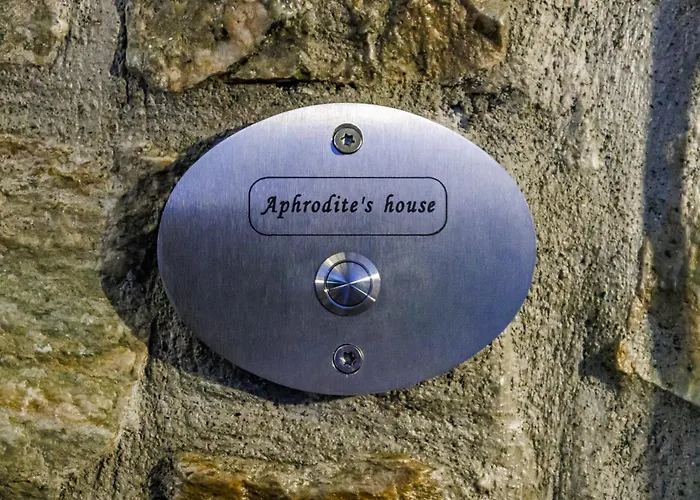 Afrodite's House Case de vacanță *