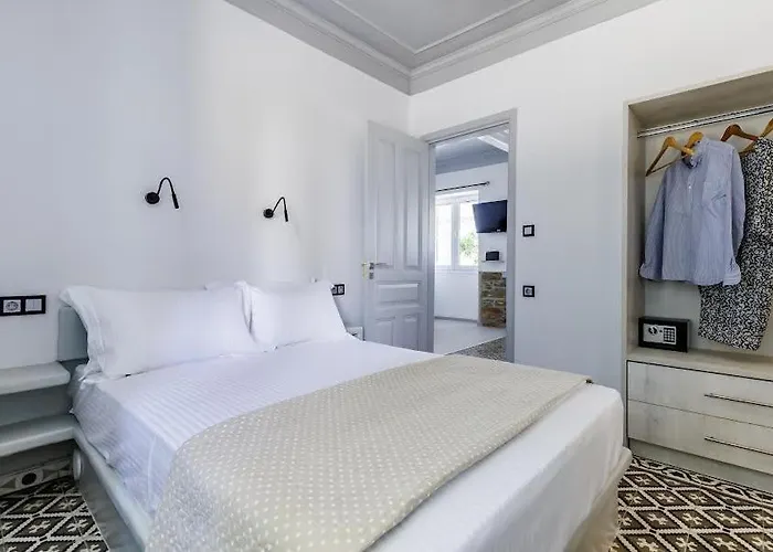 Afrodite's House Case de vacanță